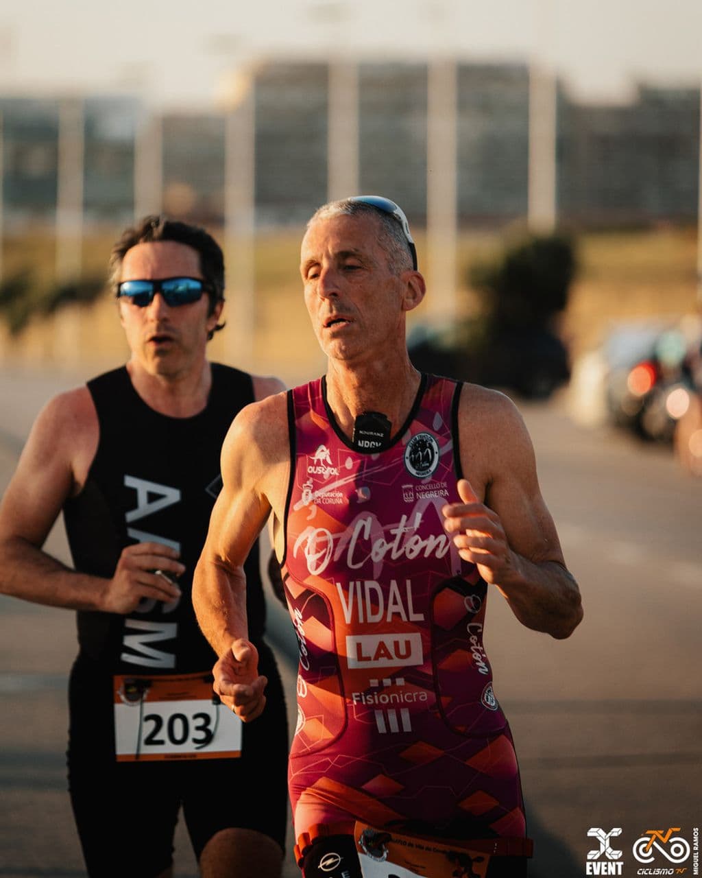 Atleta com o dorsal 203