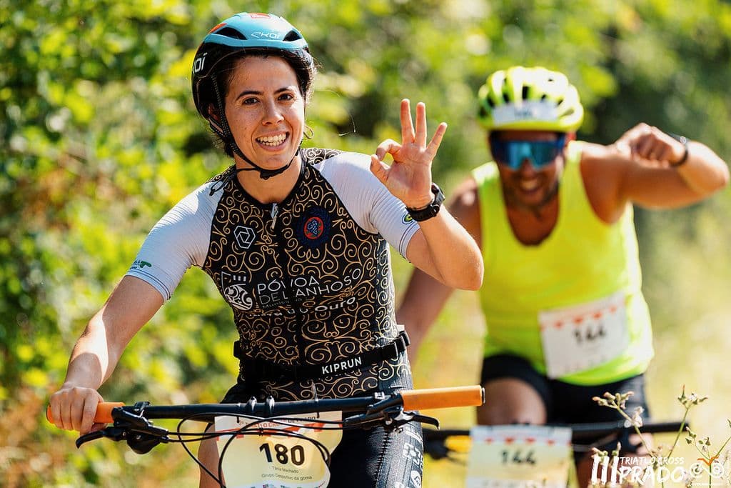 Atleta com o dorsal 144