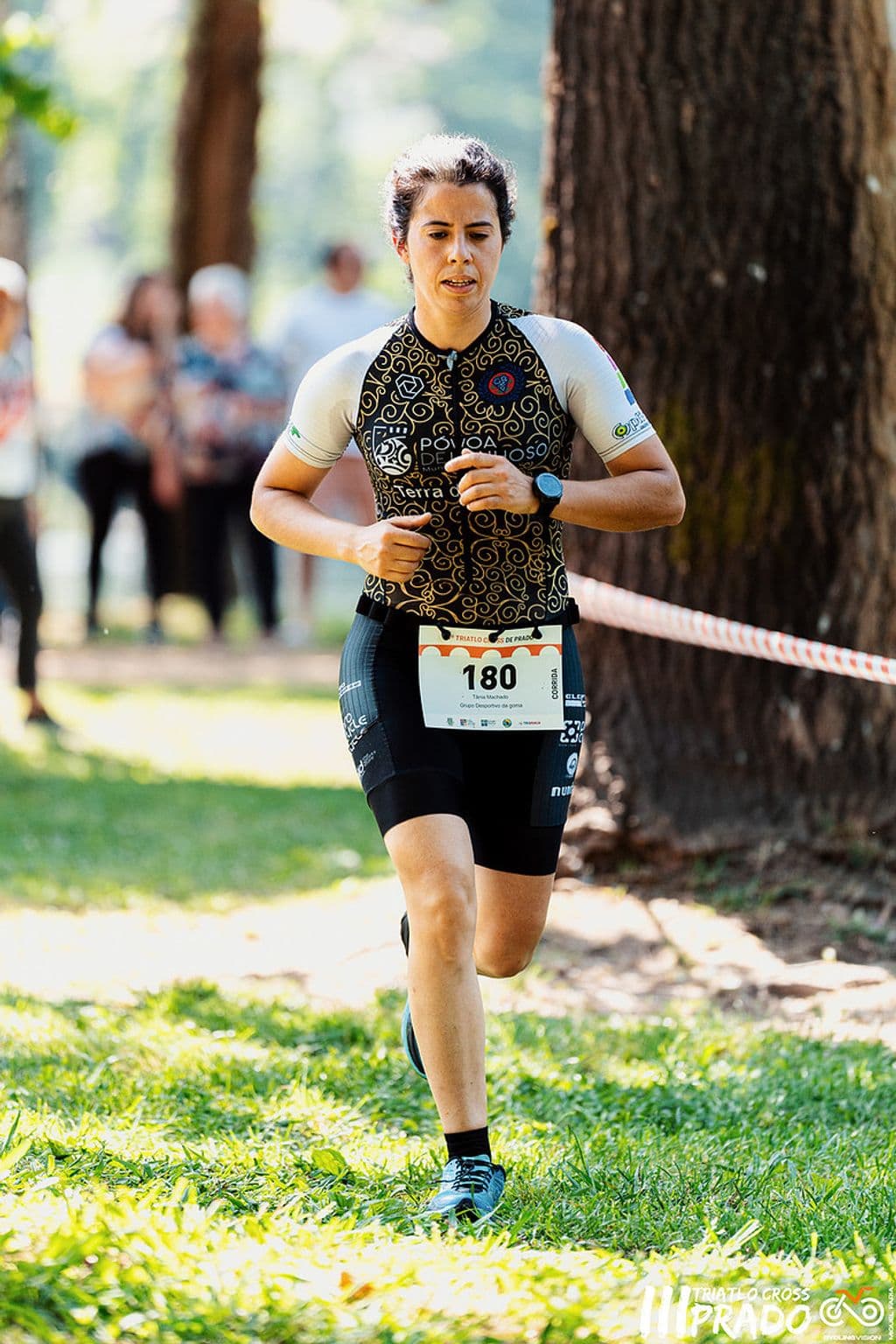 Atleta com o dorsal 180