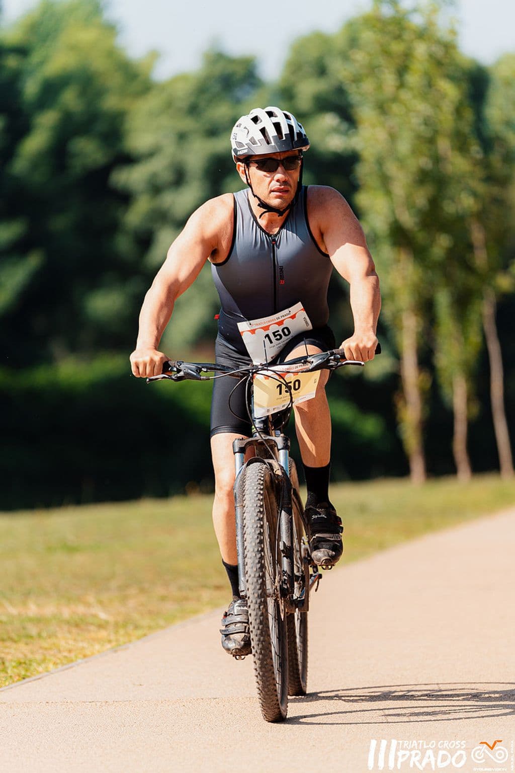 Atleta com o dorsal 150