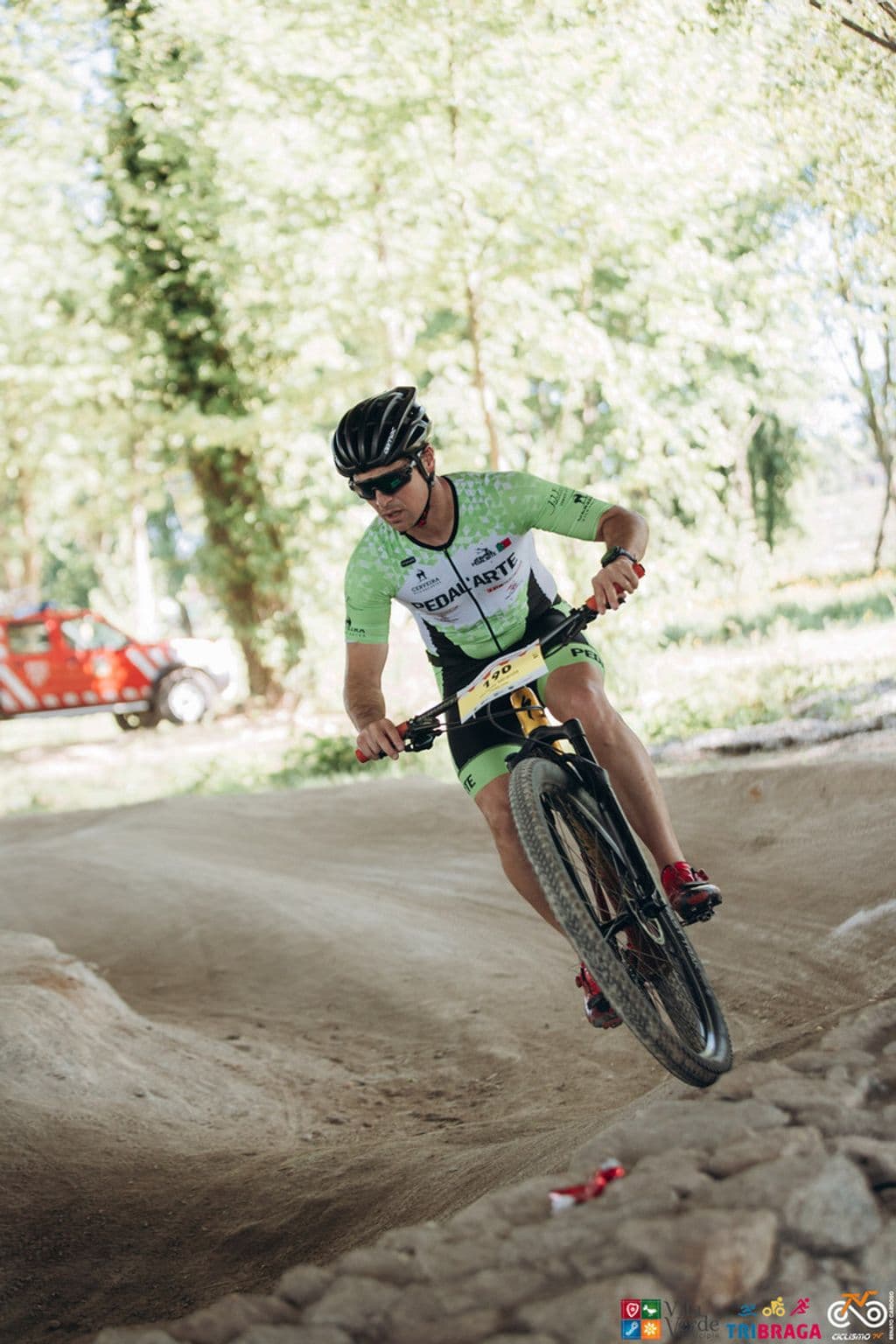 Atleta com o dorsal 190
