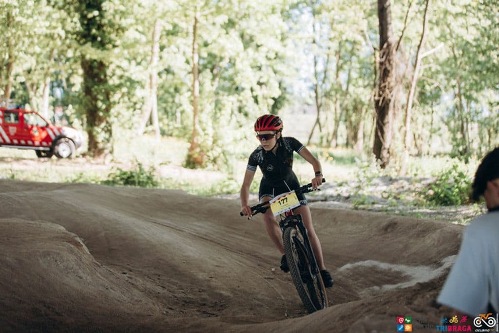 Atleta com o dorsal 177