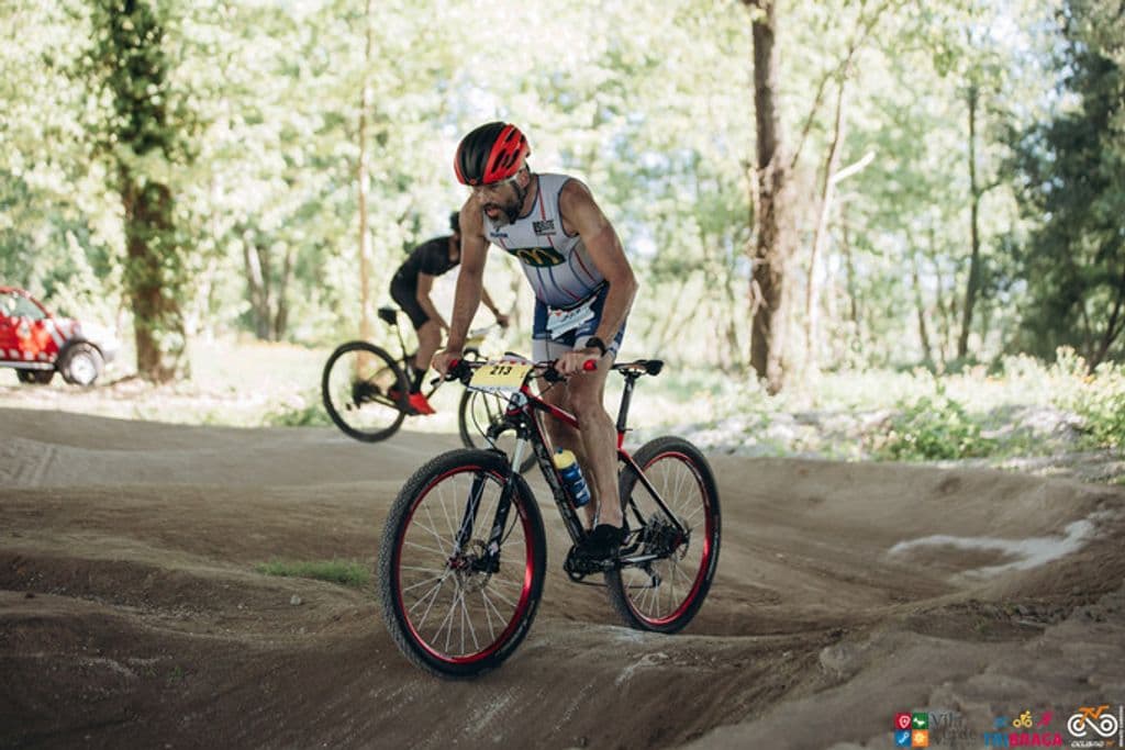 Atleta com o dorsal 213