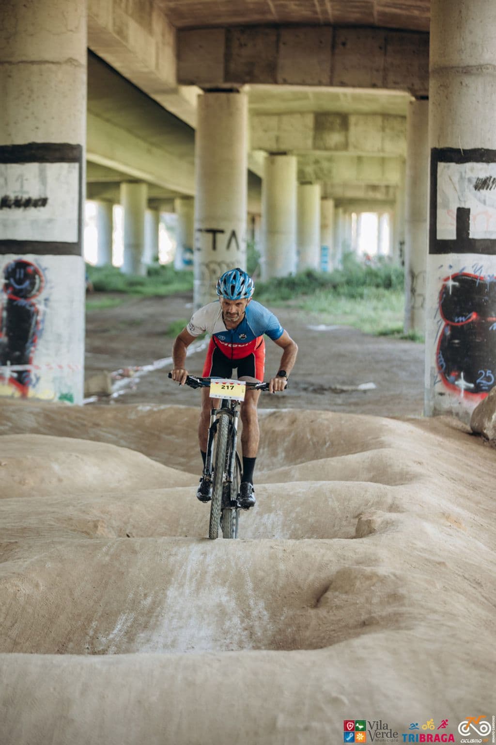 Atleta com o dorsal 217