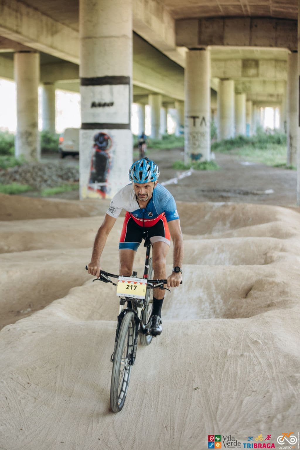 Atleta com o dorsal 217