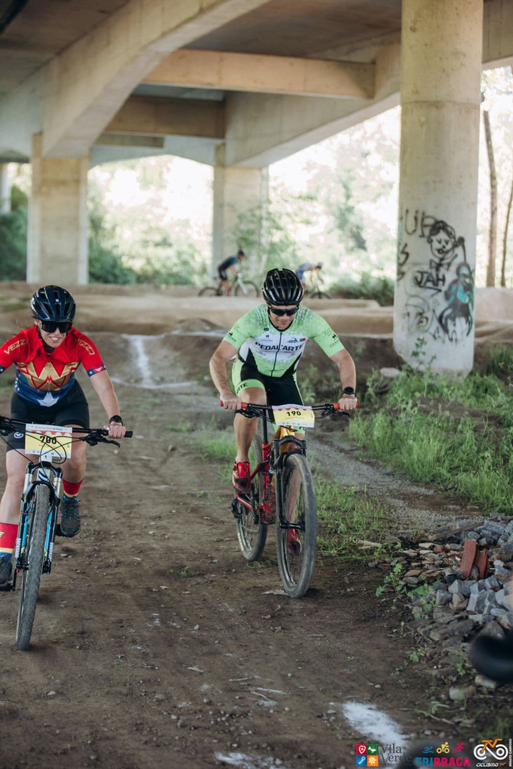 Atleta com o dorsal 190