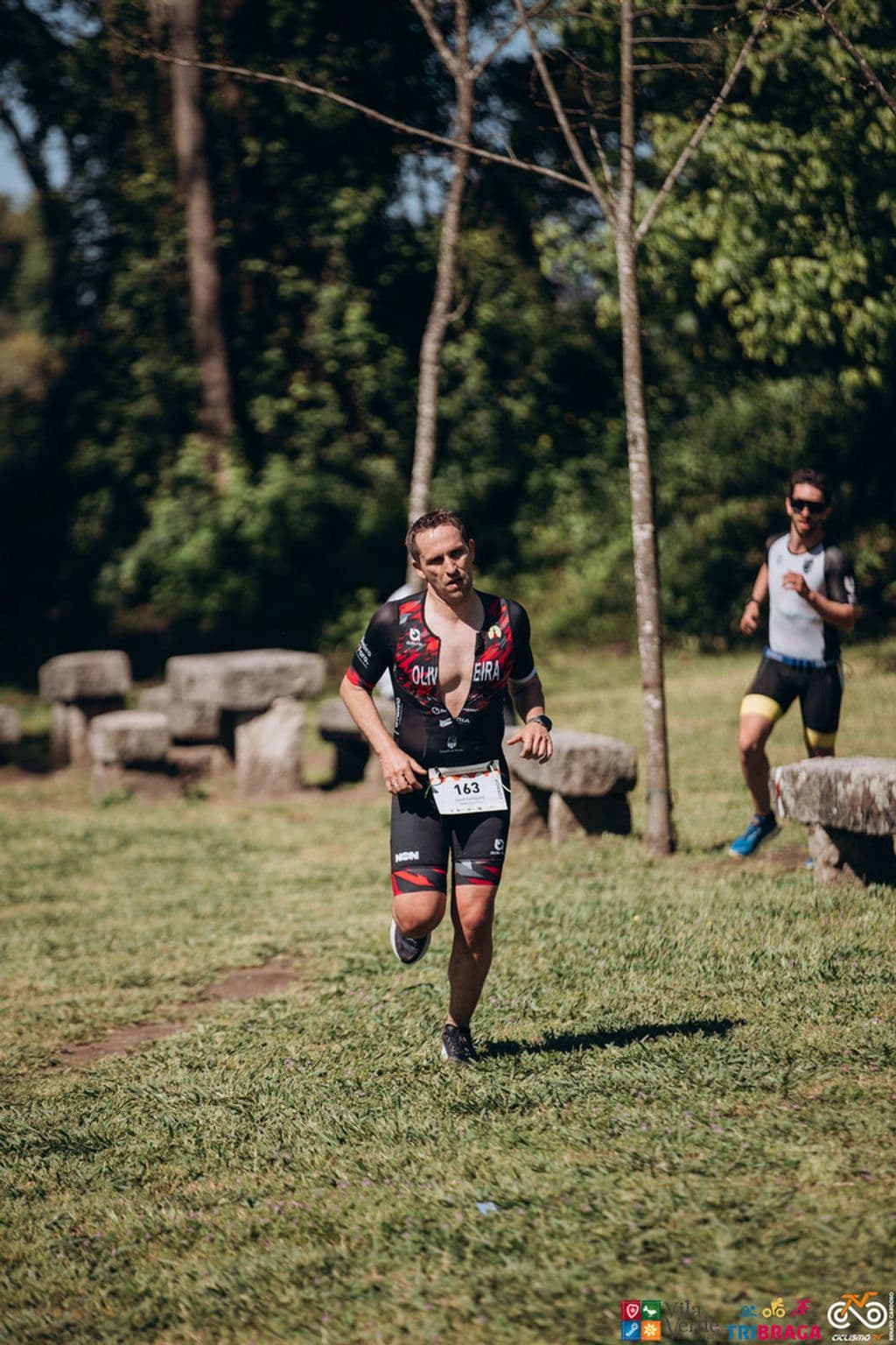 Atleta com o dorsal 163