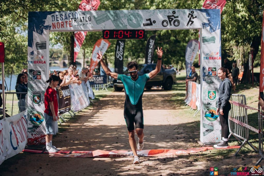 Atleta com o dorsal 220