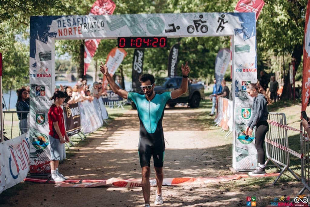 Atleta com o dorsal 220