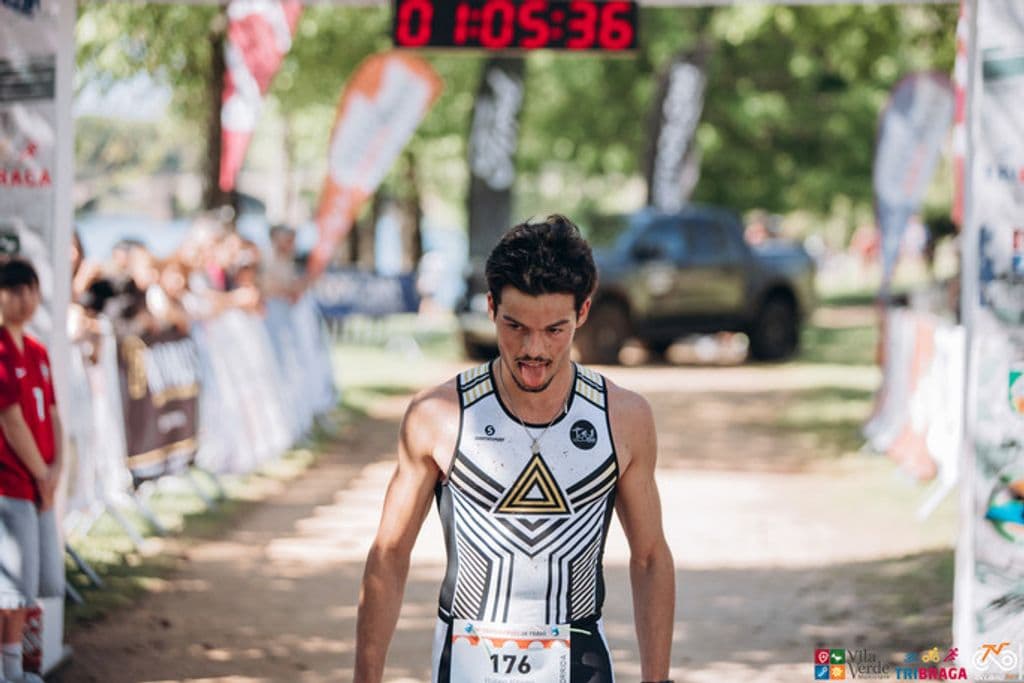 Atleta com o dorsal 176