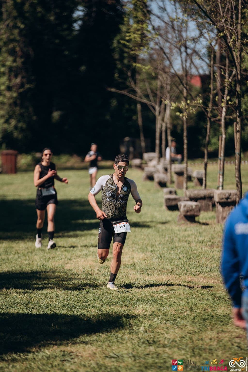 Atleta com o dorsal 167