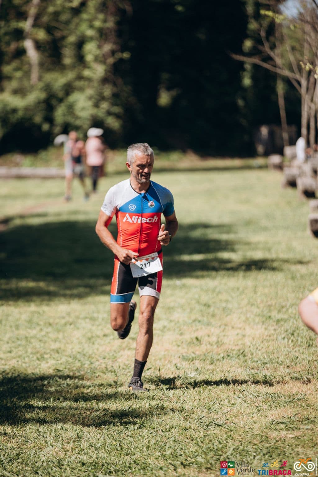 Atleta com o dorsal 217