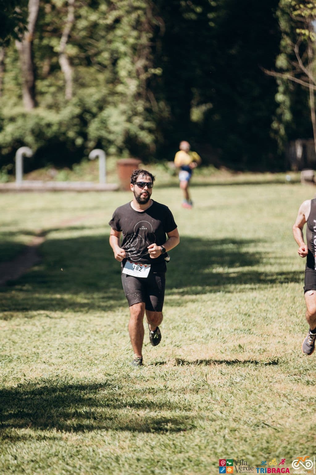 Atleta com o dorsal 182
