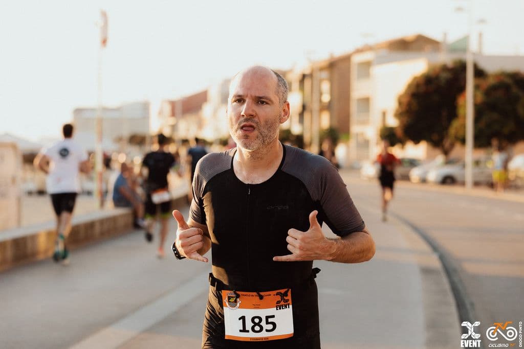 Atleta com o dorsal 185