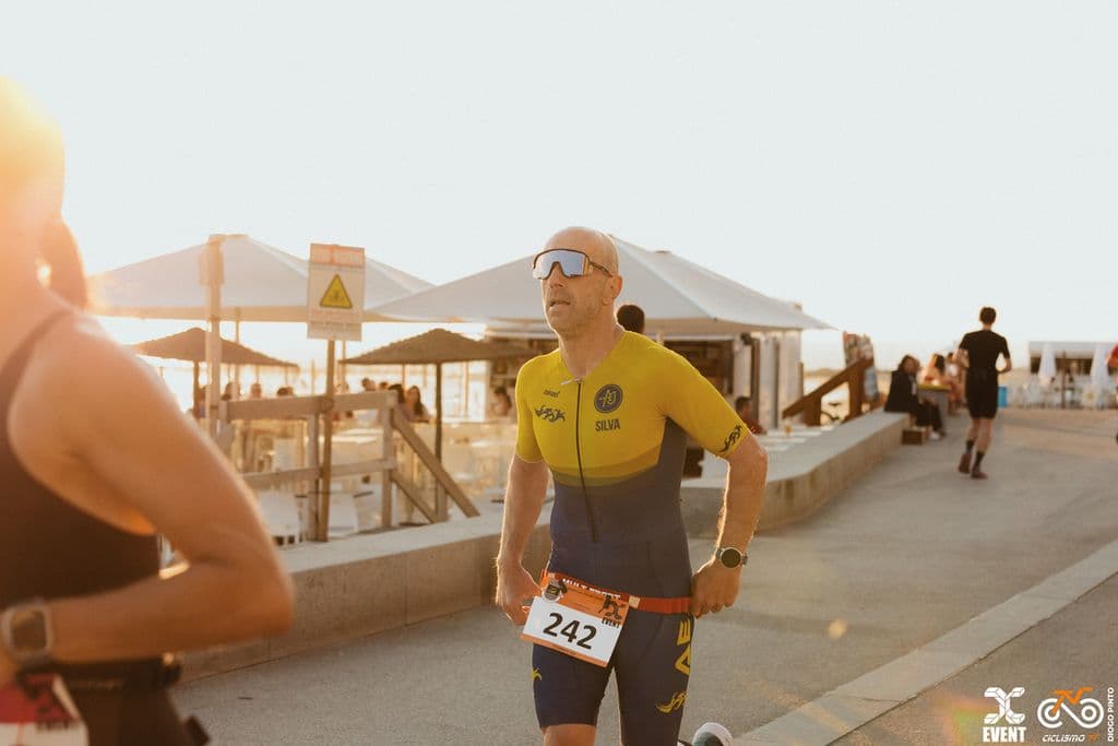 Atleta com o dorsal 242