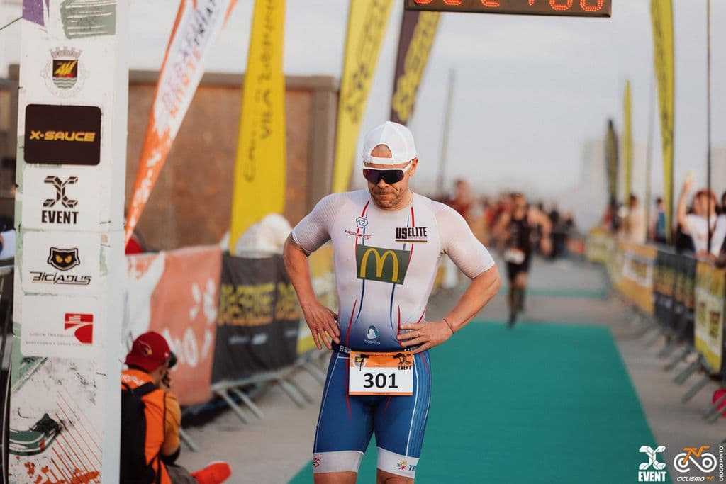 Atleta com o dorsal 301