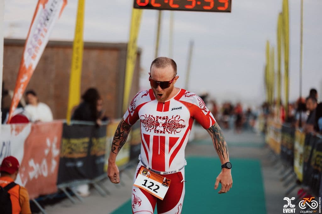 Atleta com o dorsal 122