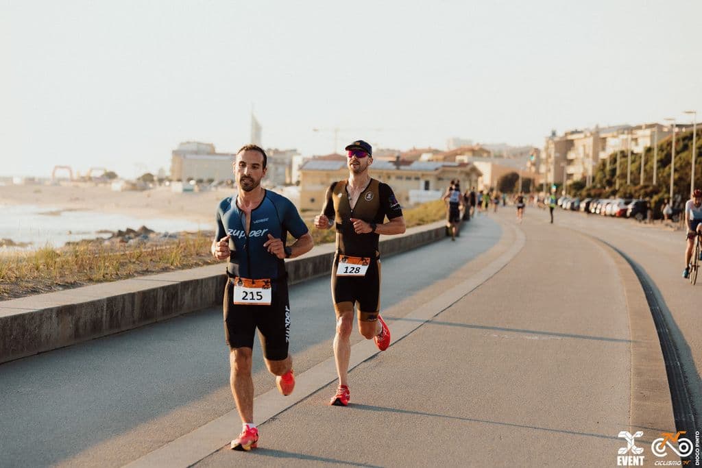 Atleta com o dorsal 215
