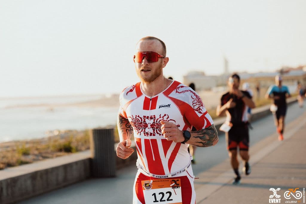 Atleta com o dorsal 122