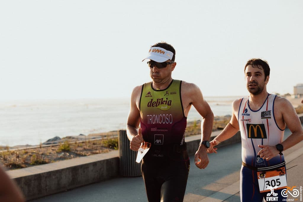 Atleta com o dorsal 305