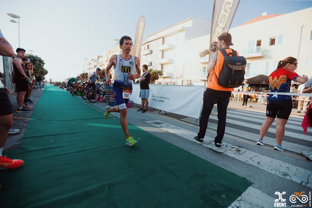 Atleta com o dorsal 304