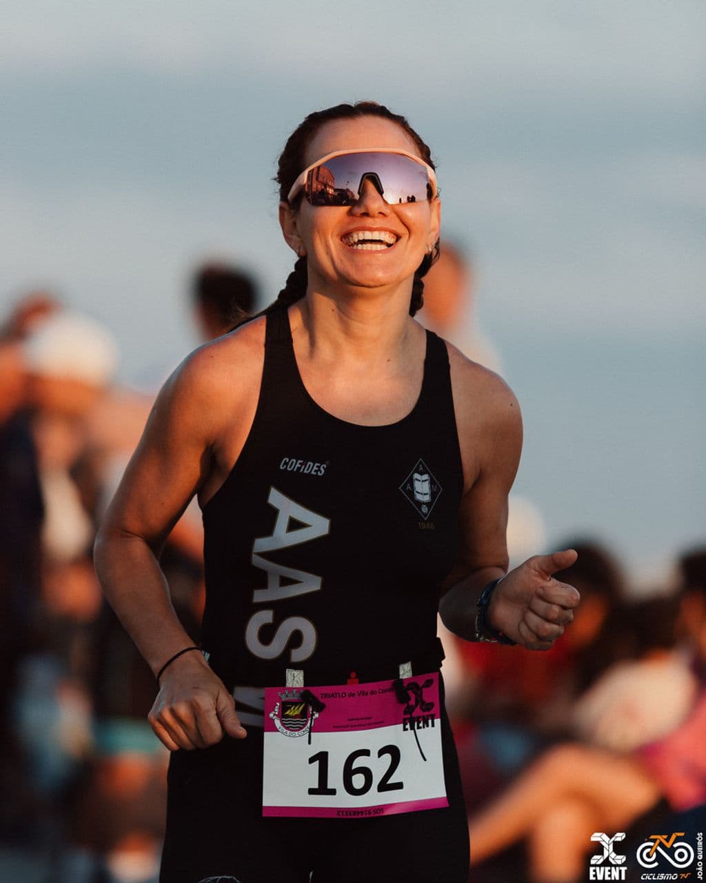 Atleta com o dorsal 162