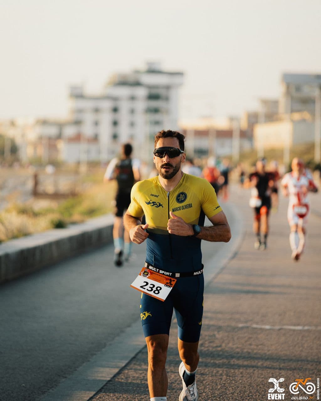Atleta com o dorsal 238