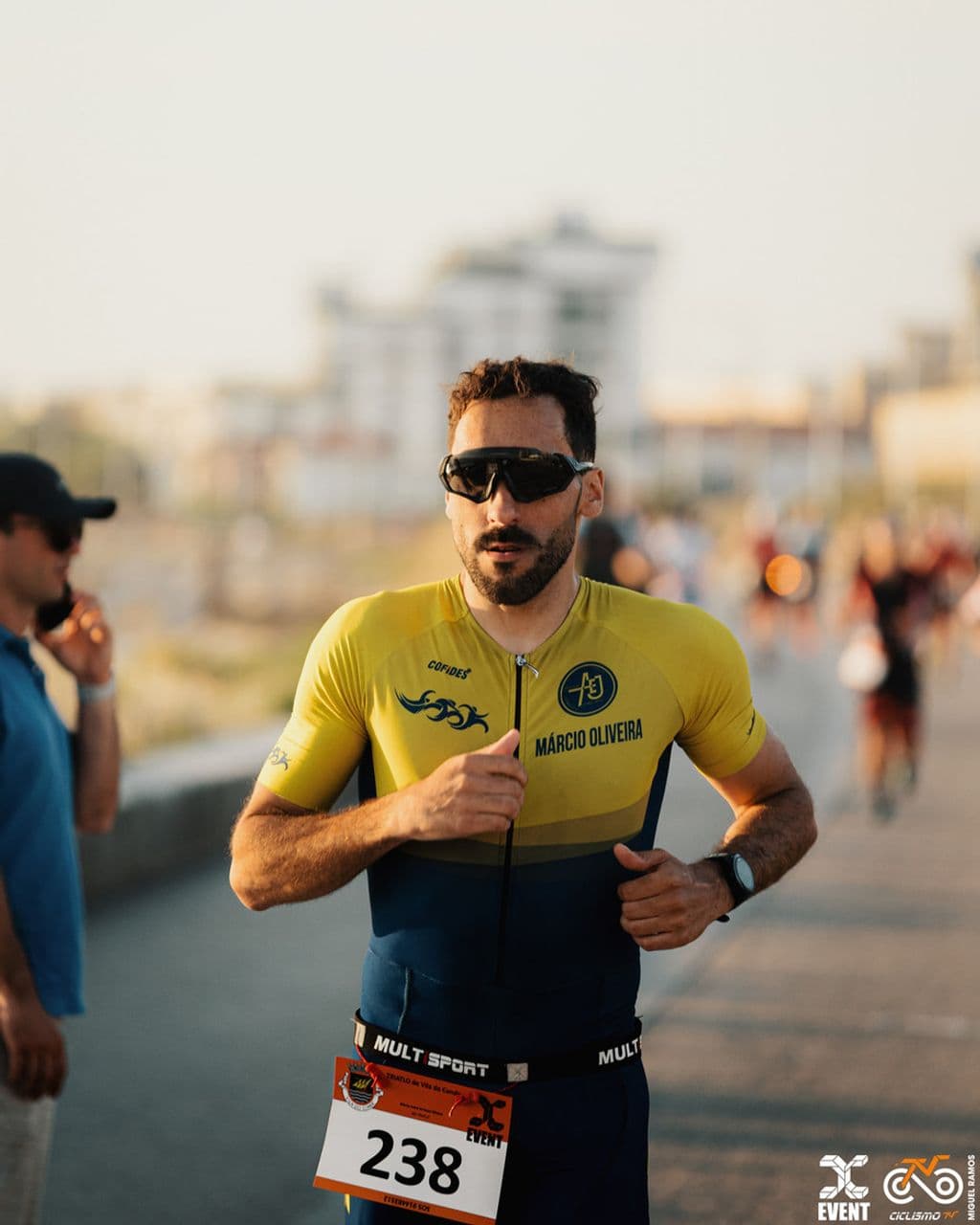 Atleta com o dorsal 238