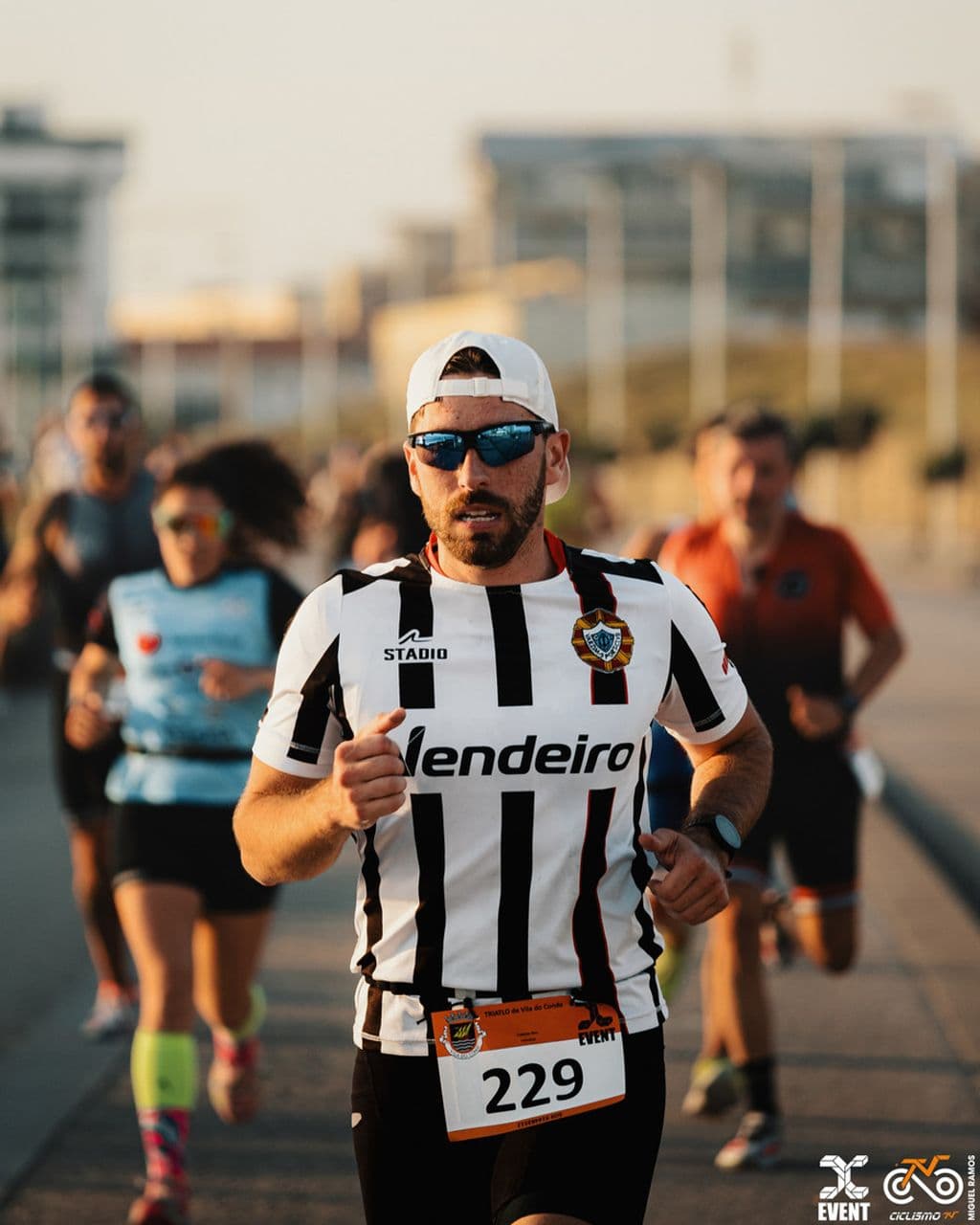 Atleta com o dorsal 229