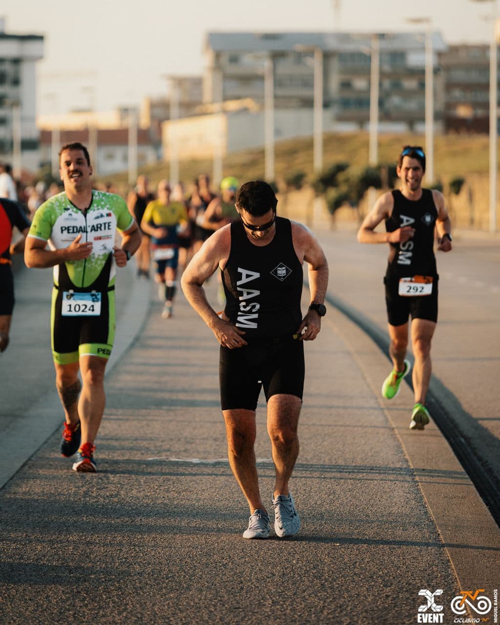 Atleta com o dorsal 292