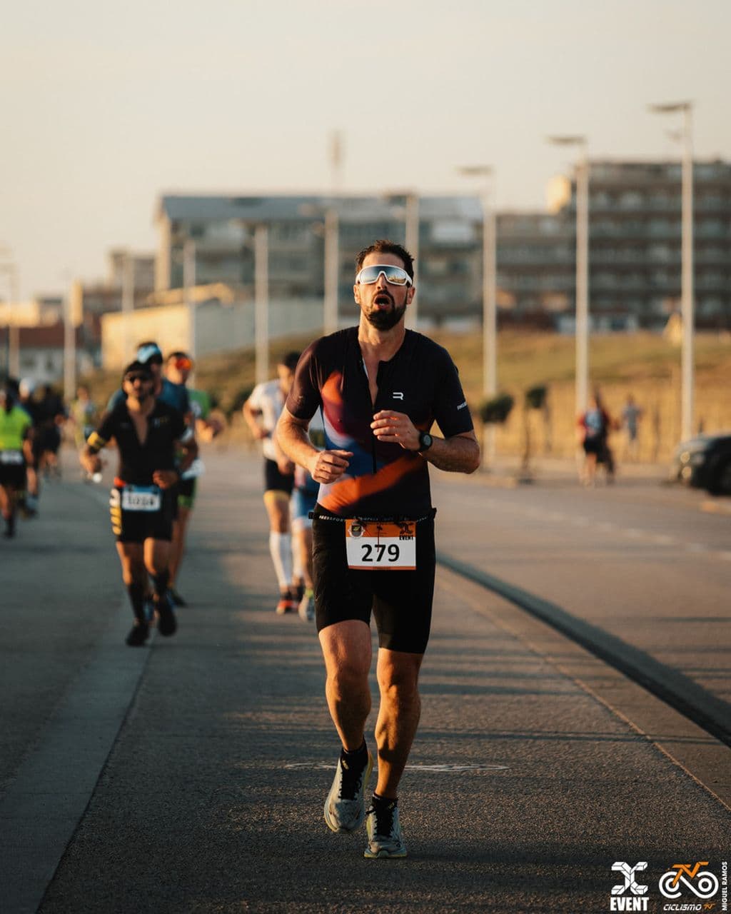 Atleta com o dorsal 279