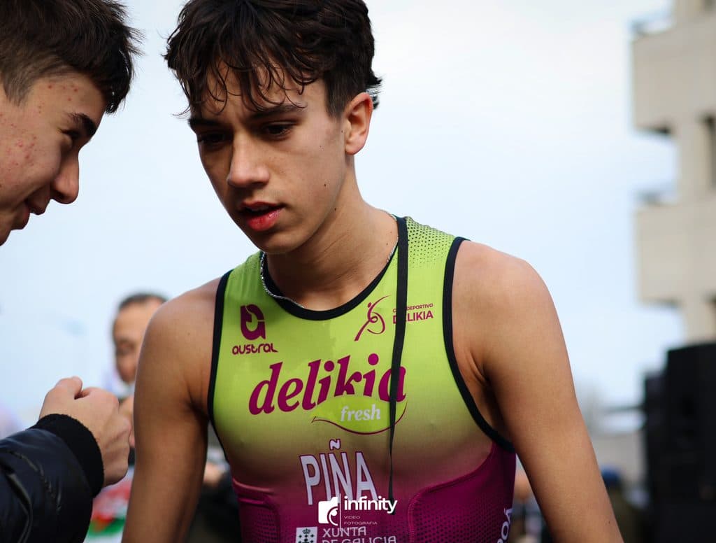 Atleta com o dorsal 384