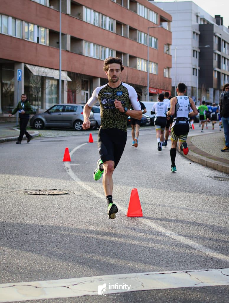 Atleta com o dorsal 389