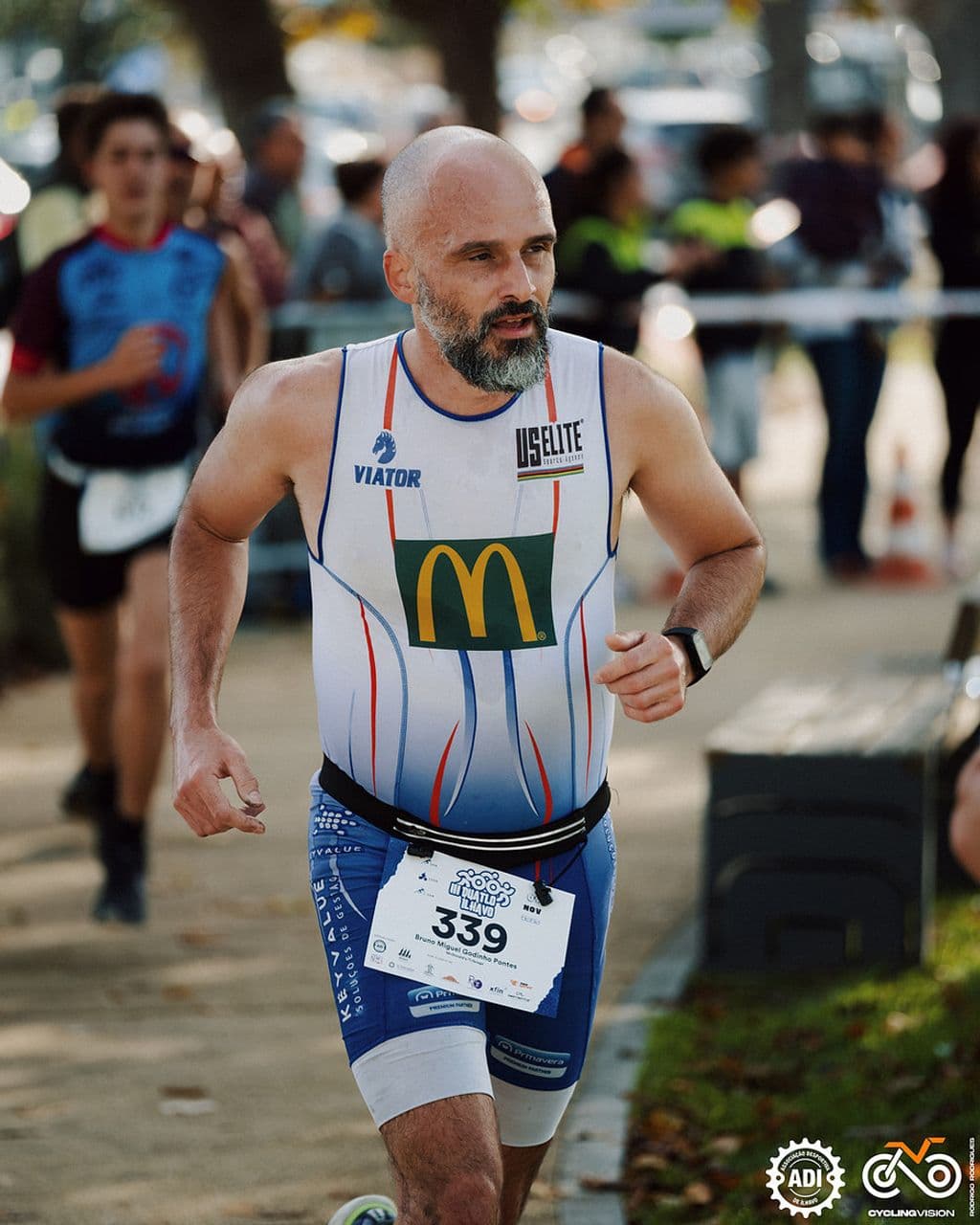 Atleta com o dorsal 339