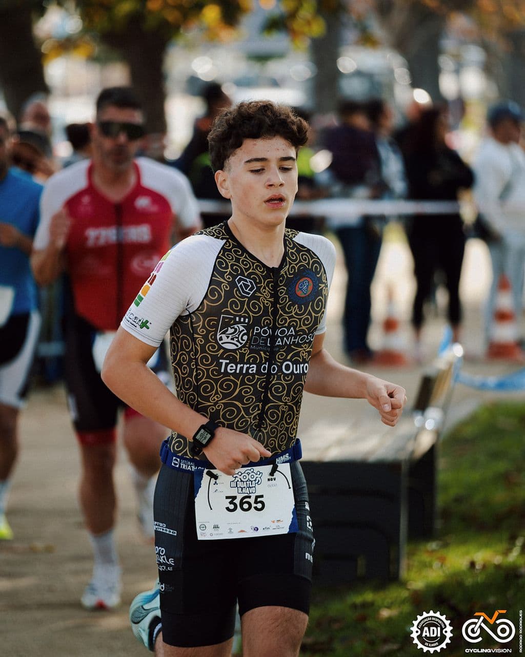 Atleta com o dorsal 365