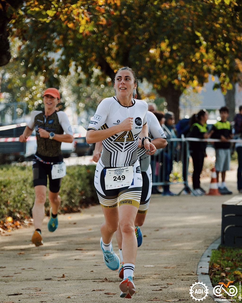 Atleta com o dorsal 249