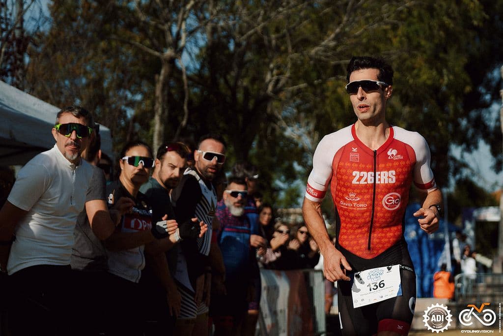 Atleta com o dorsal 136