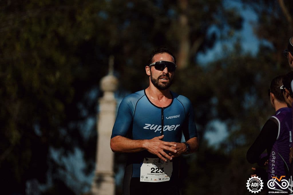 Atleta com o dorsal 223