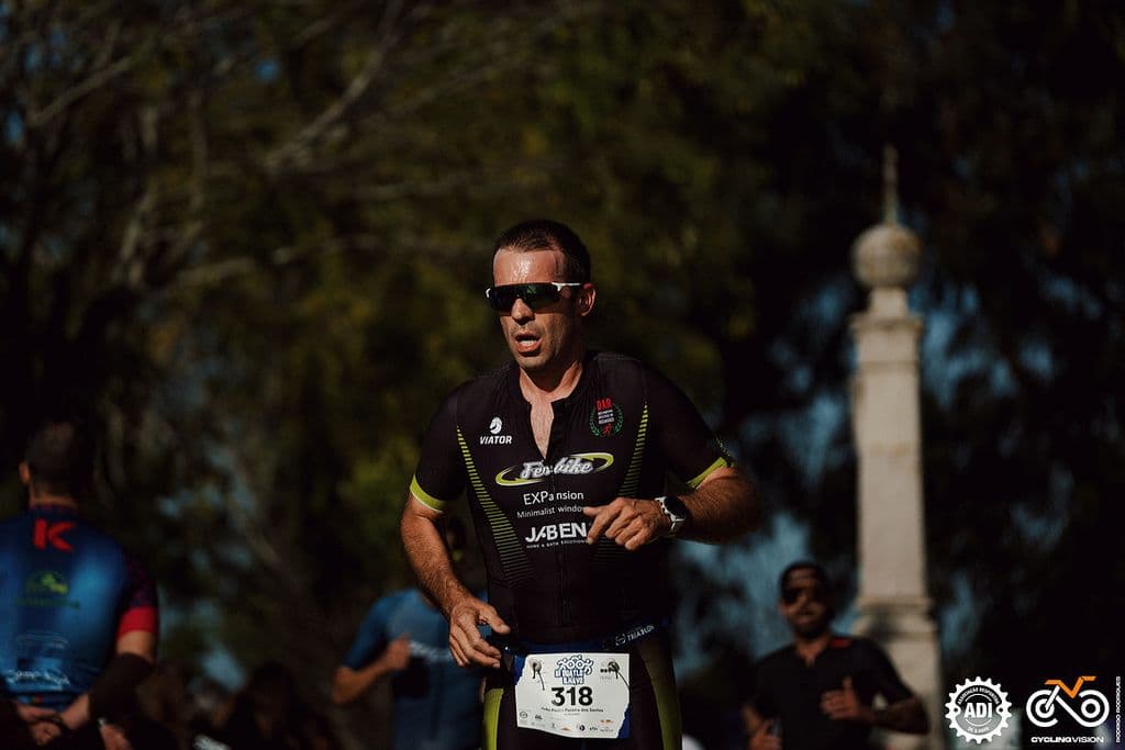 Atleta com o dorsal 318