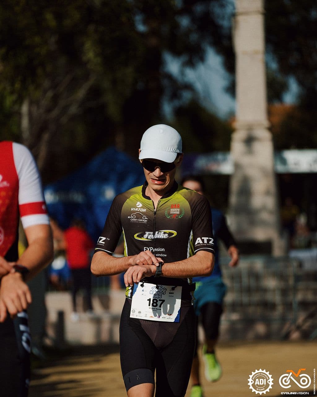 Atleta com o dorsal 187
