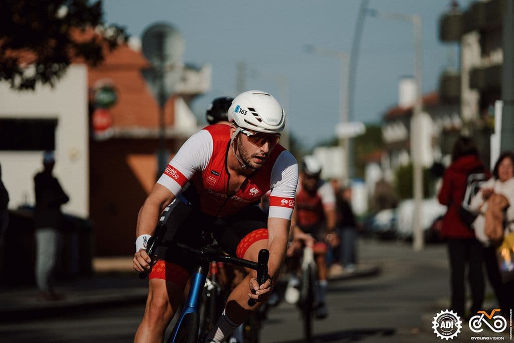 Atleta com o dorsal 363