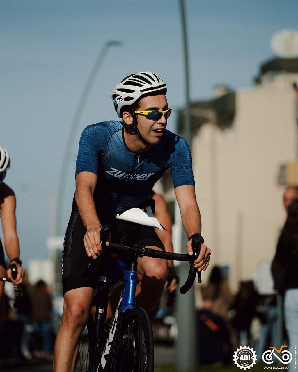 Atleta com o dorsal 125