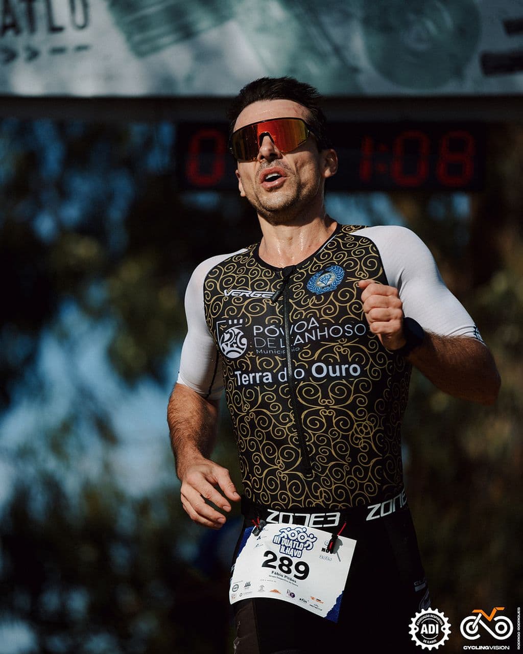 Atleta com o dorsal 289