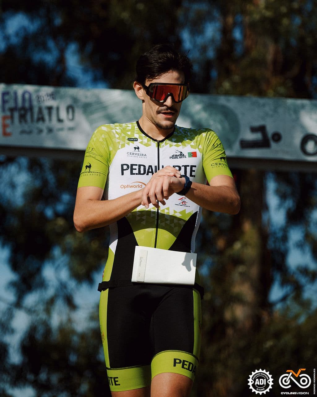 Atleta com o dorsal 359