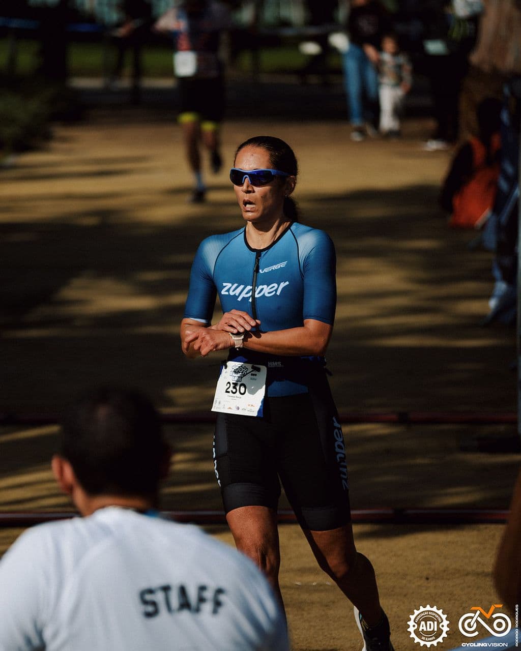 Atleta com o dorsal 230