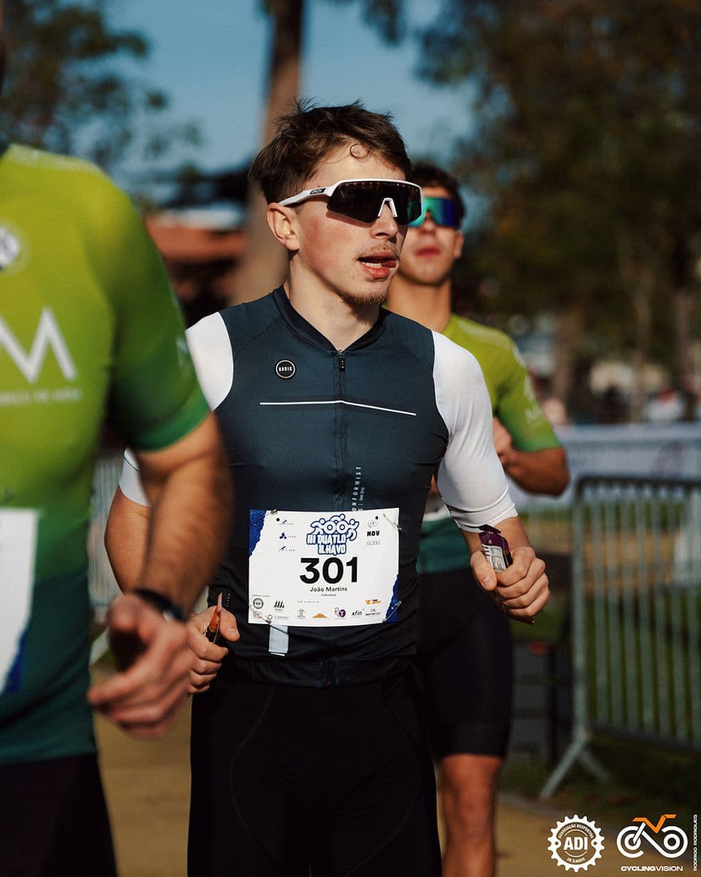 Atleta com o dorsal 301