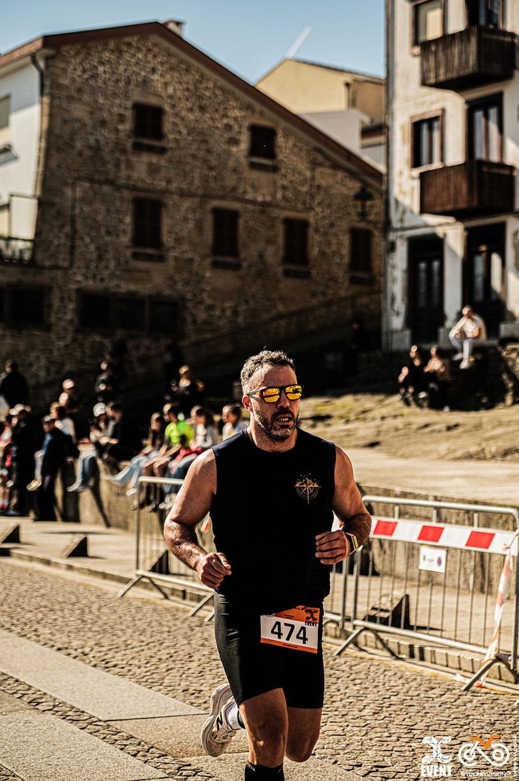 Atleta com o dorsal 474