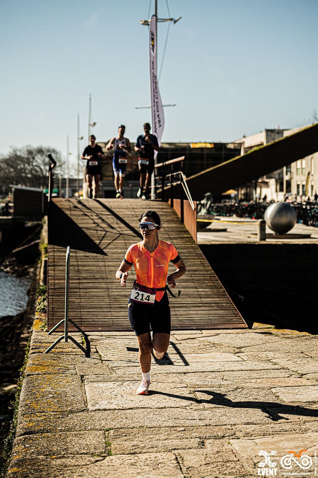 Atleta com o dorsal 214
