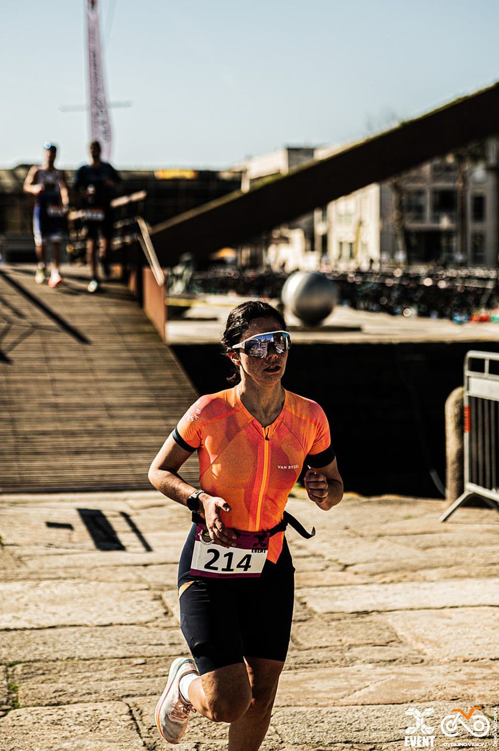 Atleta com o dorsal 214