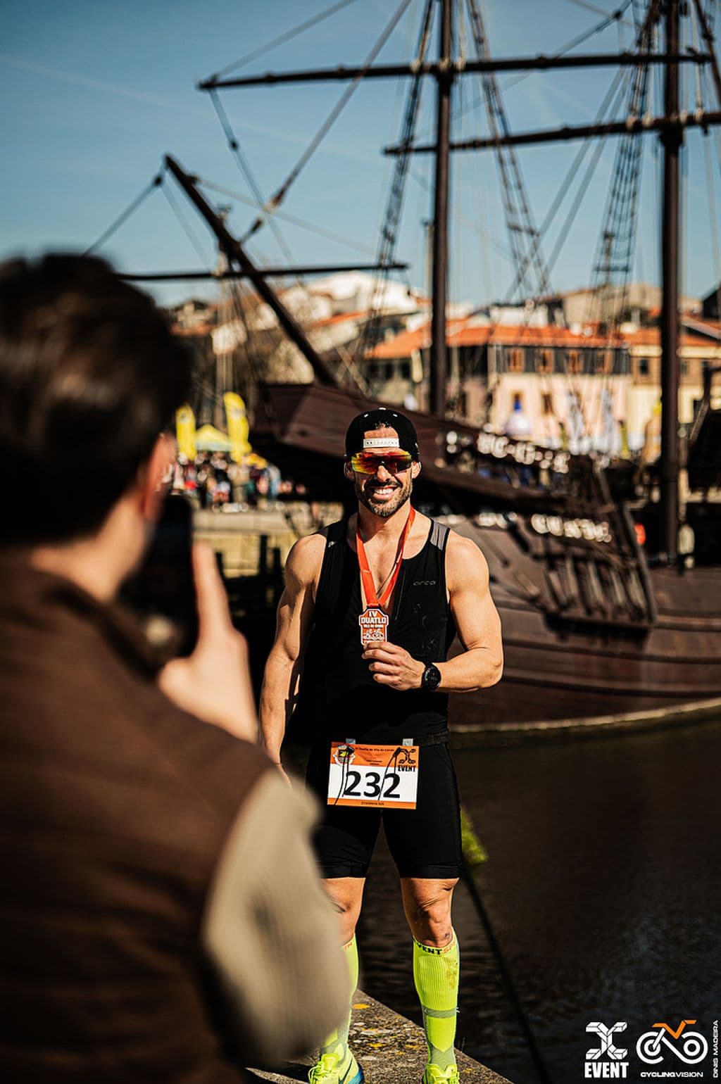 Atleta com o dorsal 232